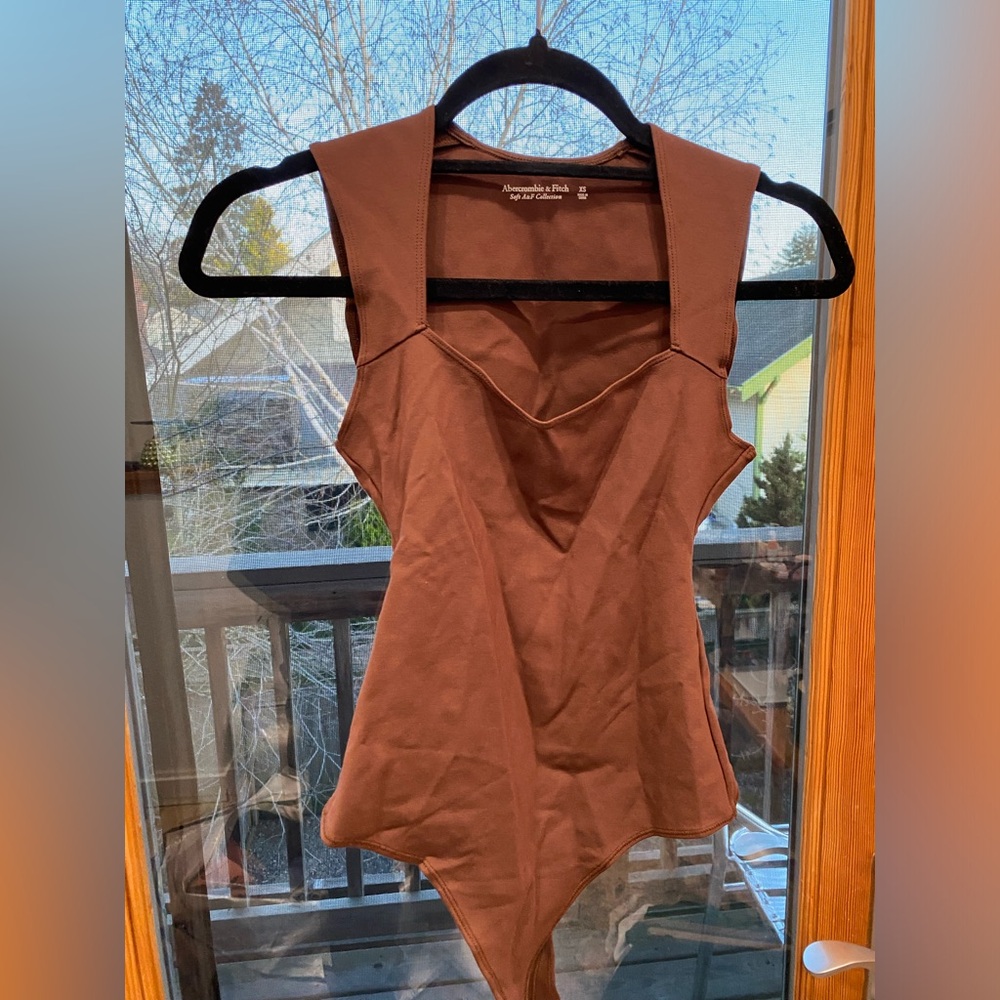 abercrombie and fitch brown body suit